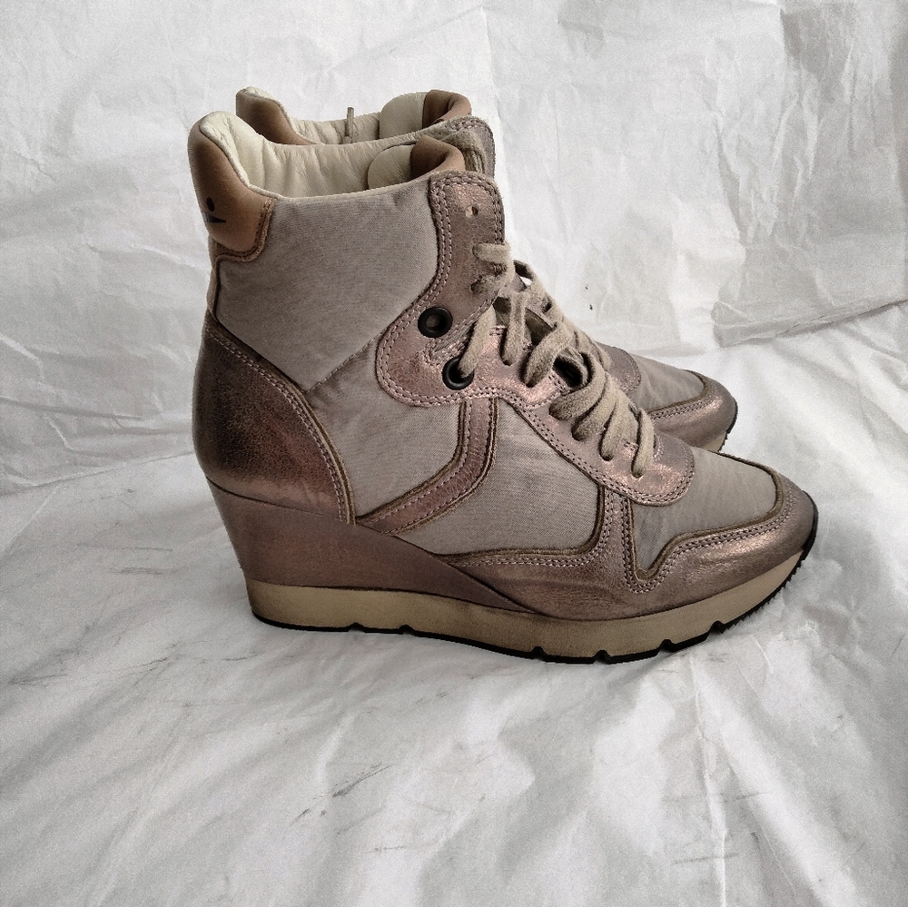 Voile Blanche Chunky high top metallic Platform Sneaker Women’s Size 37